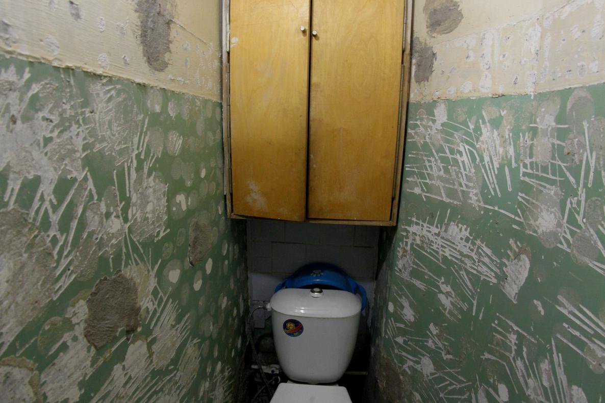 Ремонт туалета на ул. Труда, 2