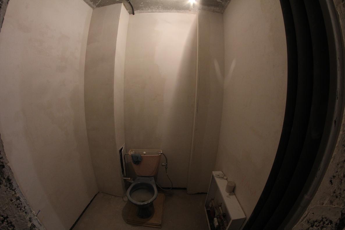 Ремонт в туалете на В.Сивкова, 275